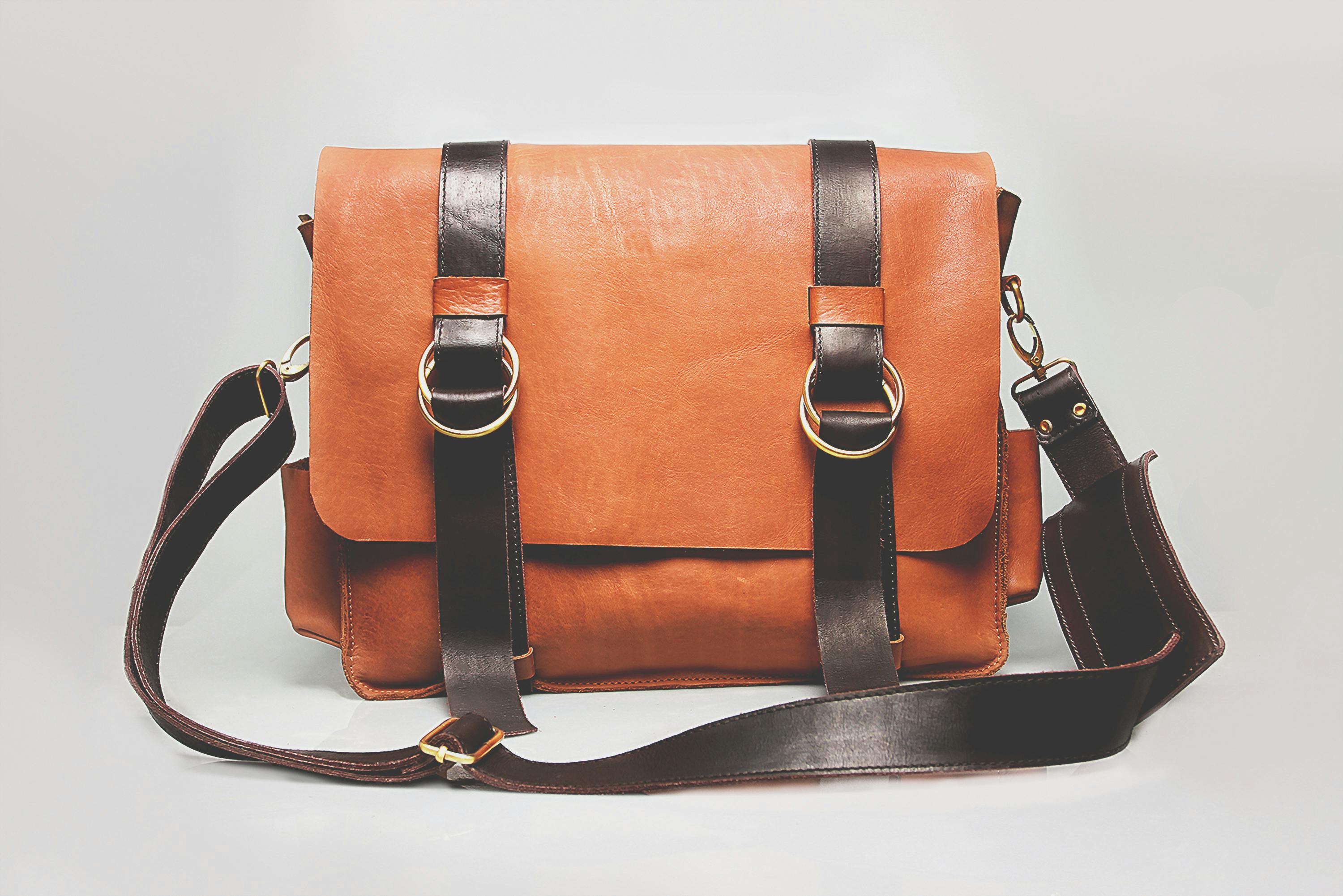 Vintage leather bag